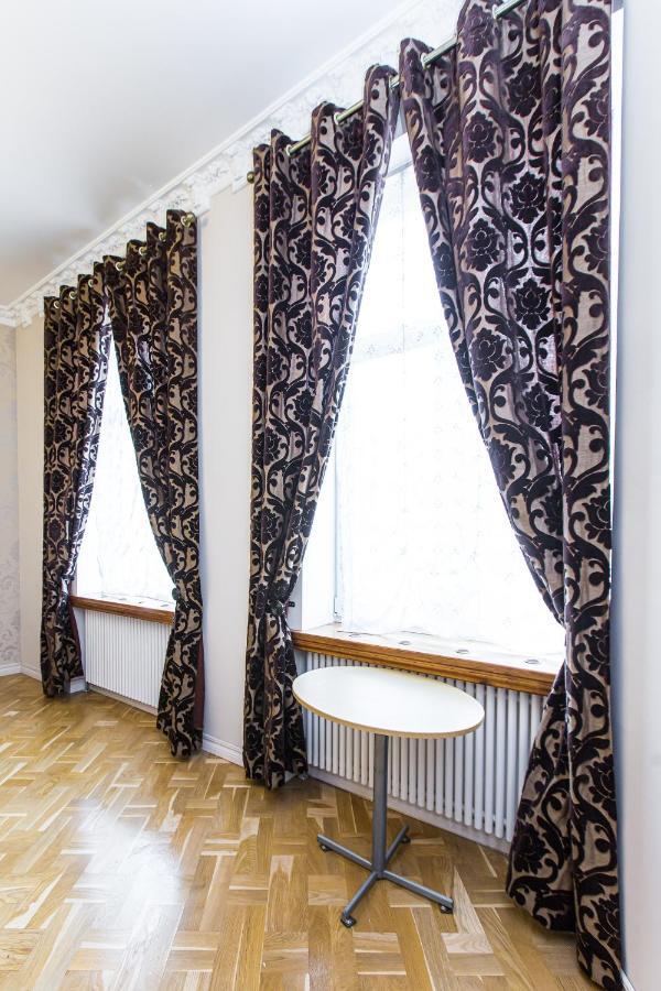 Австрійська Квартира В Центрі На Вулиці Михальчука 5 Lviv Bagian luar foto