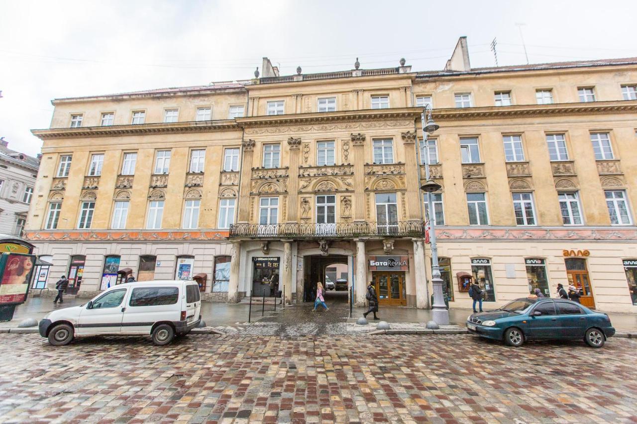Австрійська Квартира В Центрі На Вулиці Михальчука 5 Lviv Bagian luar foto